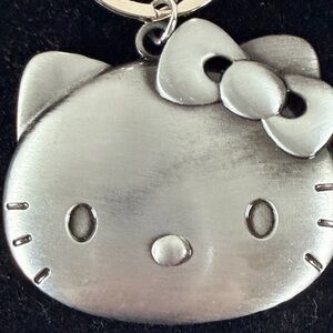 Silver-Tone Hello Kitty Key chain